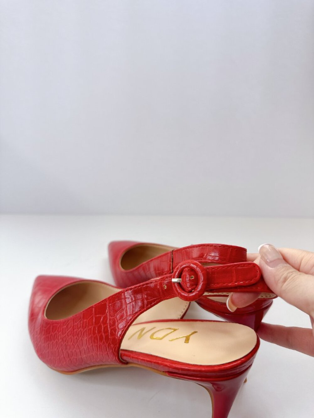 Size 8.5 Red Croc Embossed Slingback Heels Pointed Toe Elegant Pumps YDN - Picture 8 of 13